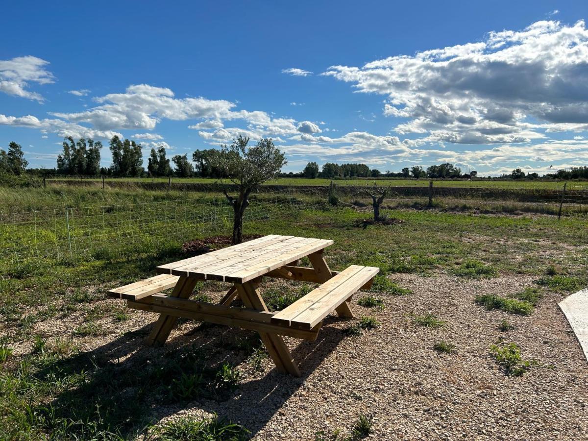 Studio A La Ferme Villa Arles Bagian luar foto